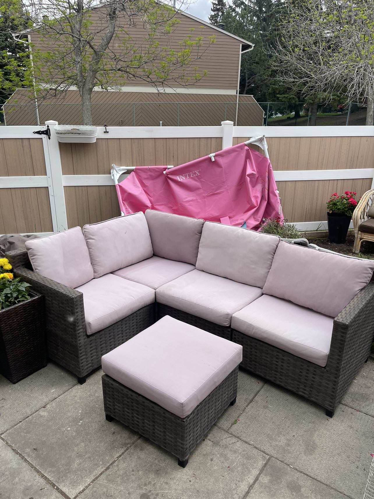 4 Piece Patio Sectional and Ottoman - photo 2