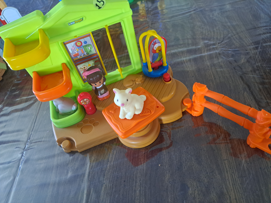 Little People Play sets - photo 3