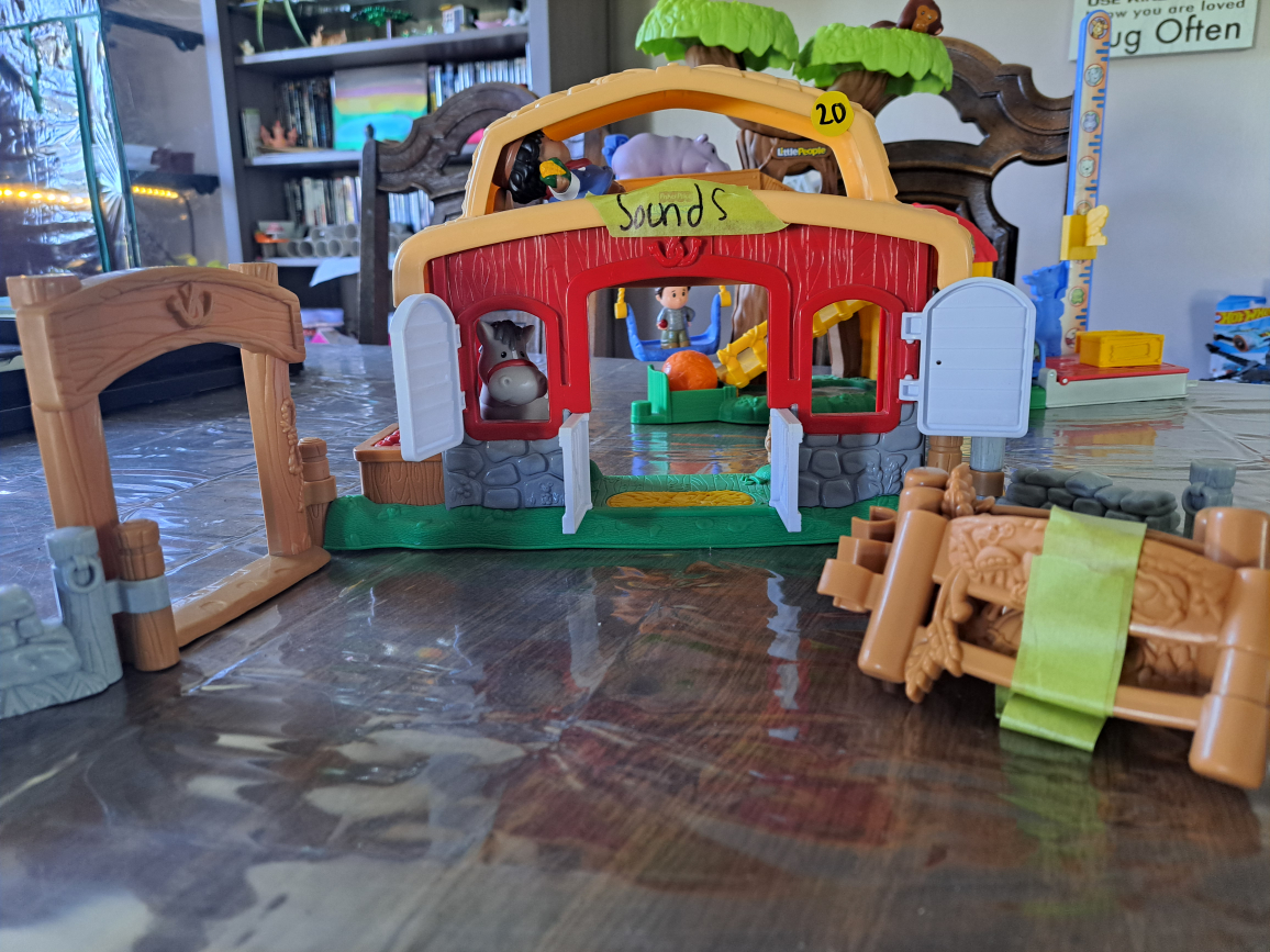 Little People Play sets - photo 4