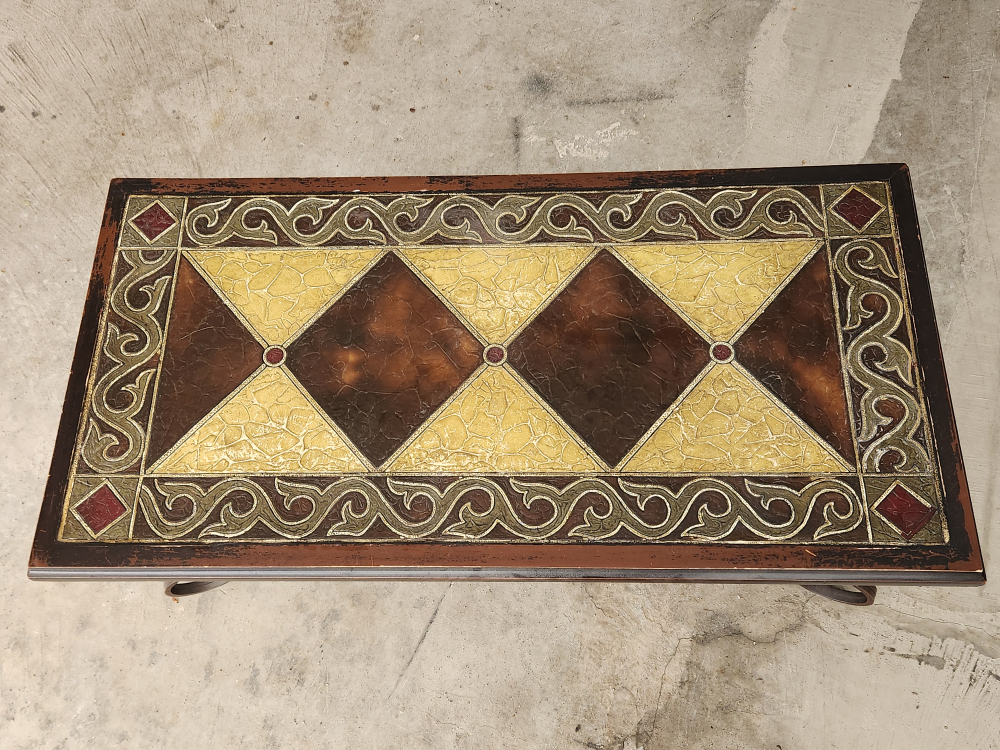 Free Coffee Table - photo 3