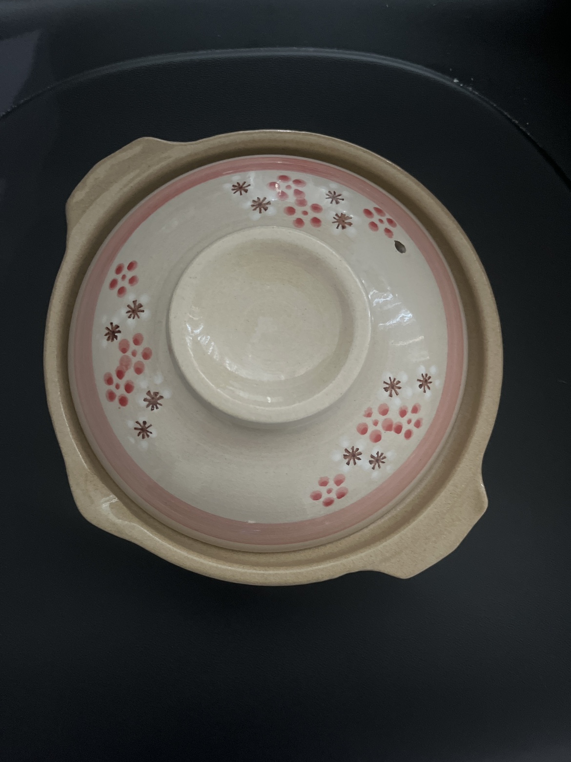 casserole/ earthware cooking pot thumbnail