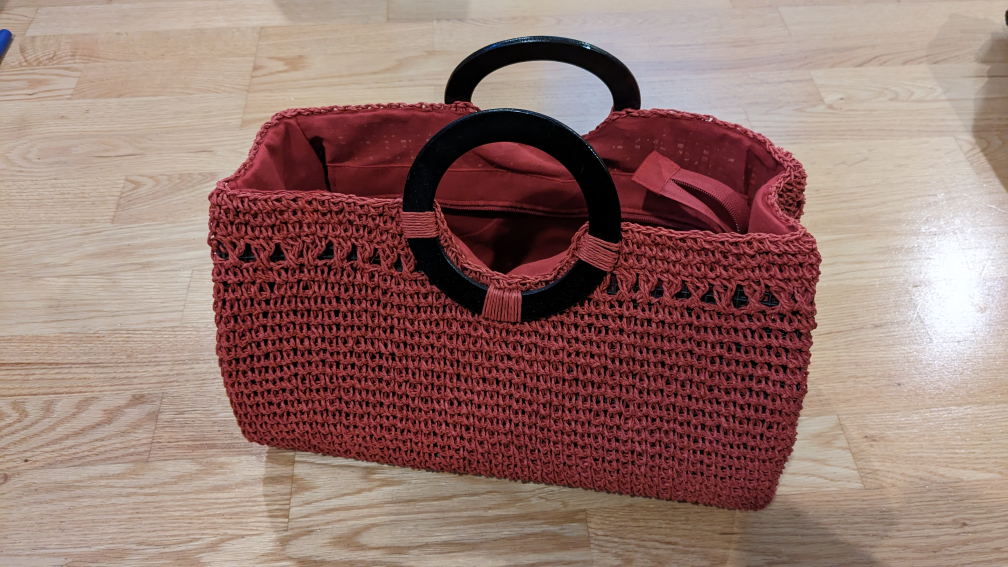 #freecycle GUC Red Handbag thumbnail
