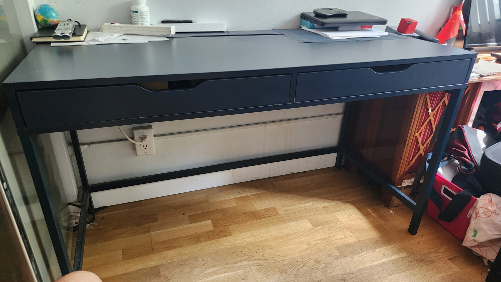 Moving sale - Ikea desk - photo 4