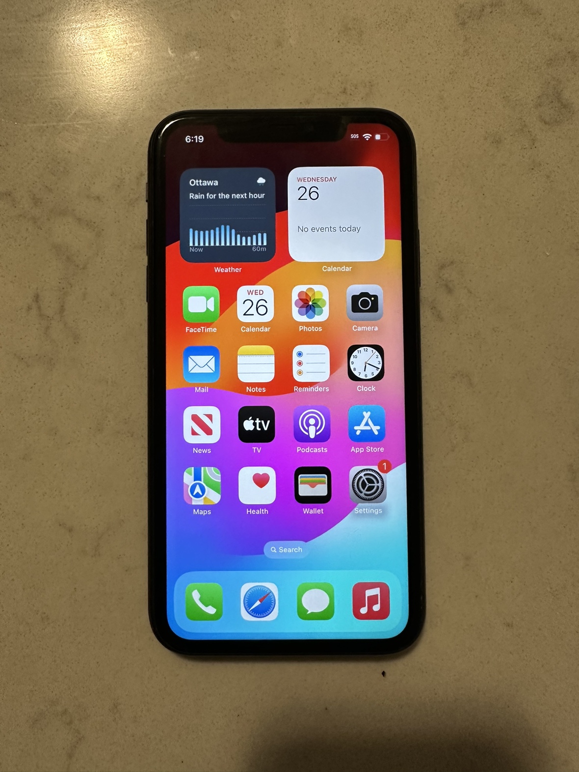 IPHONE 11 64GB UNLOCKED 9/10 CONDITION $250 FIRM thumbnail