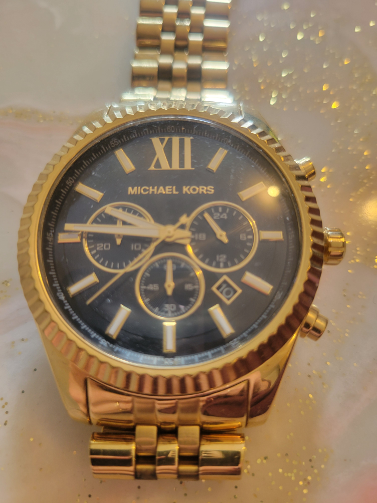 Michael Kors watch image indicator(3)