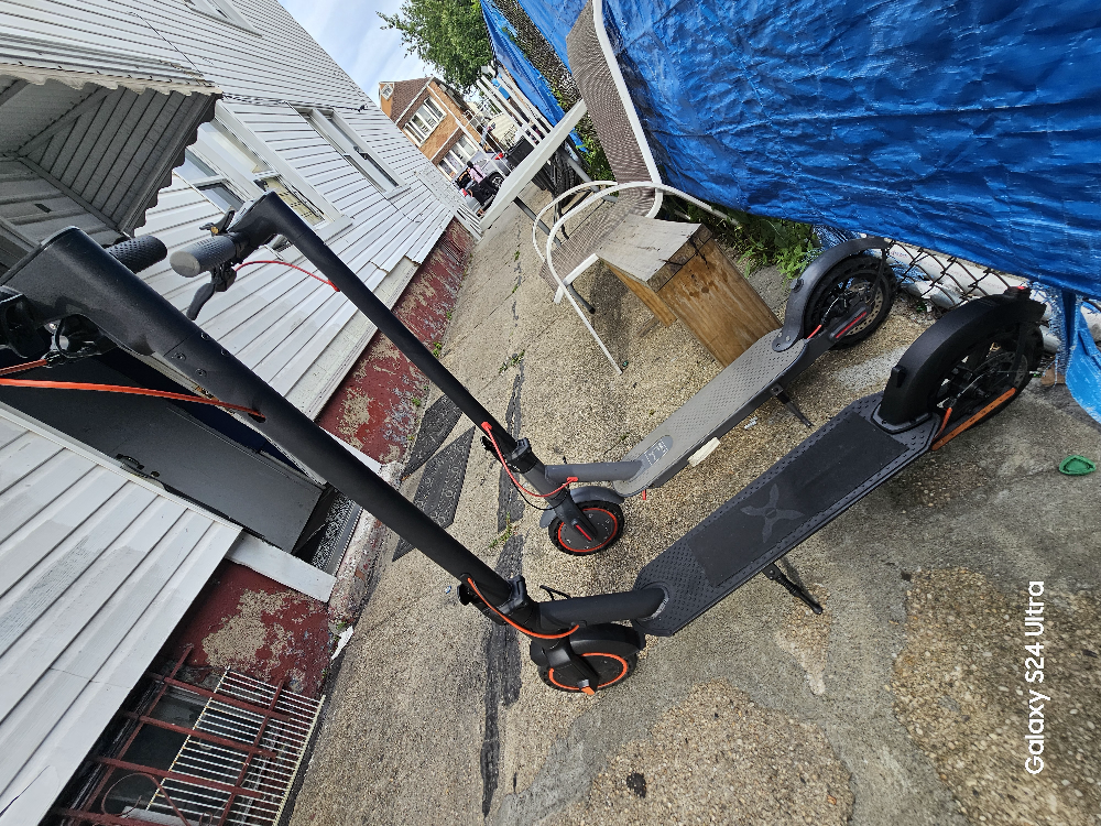 scooters - photo 2