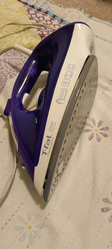 T-Fal IRON 1500 W Steam Power Durilium Technology Auto shut - photo 3