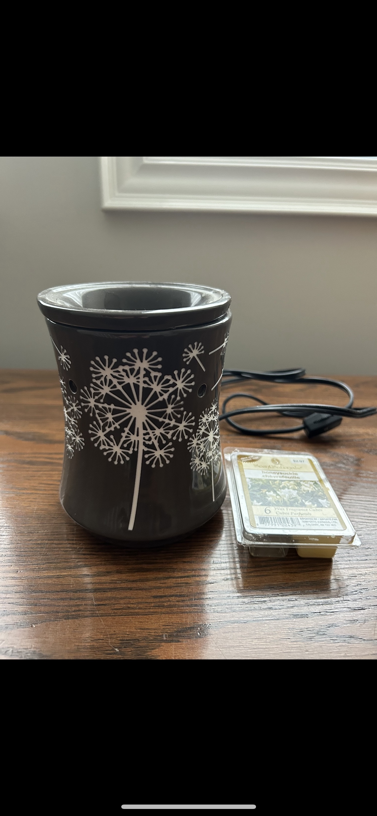Ceramic scent diffuser- super reduced! thumbnail