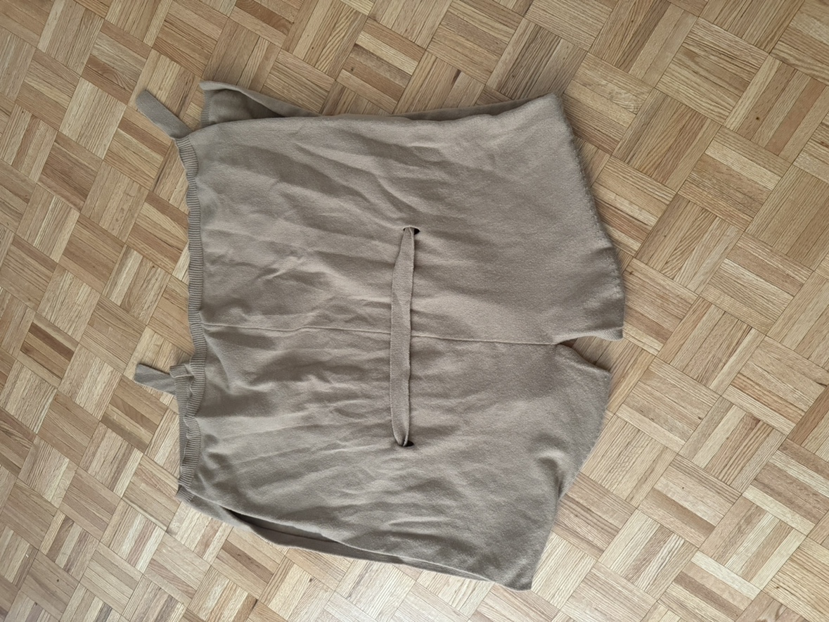 Belted poncho image indicator(2)