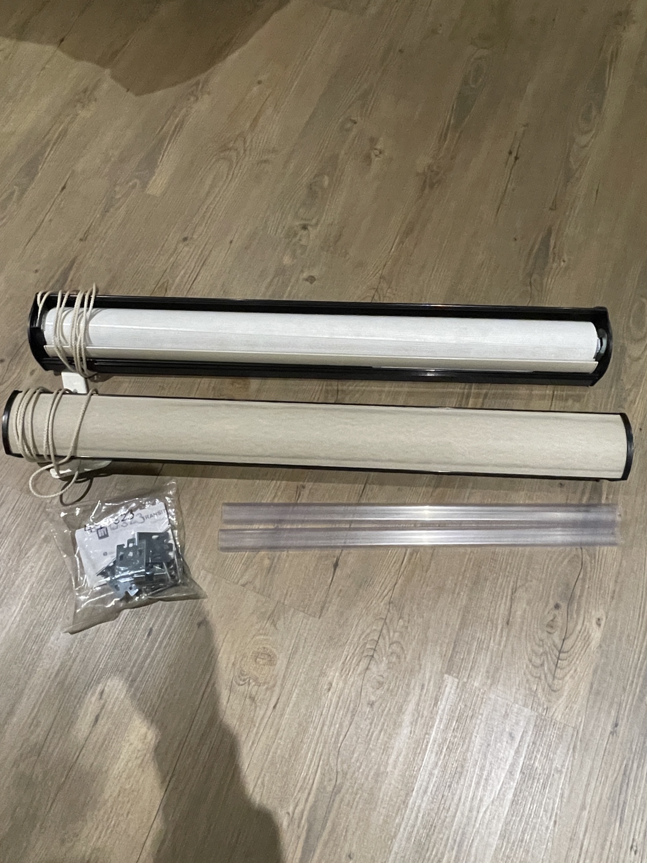 Sheer Blinds (2 sets Brand New) - photo 5
