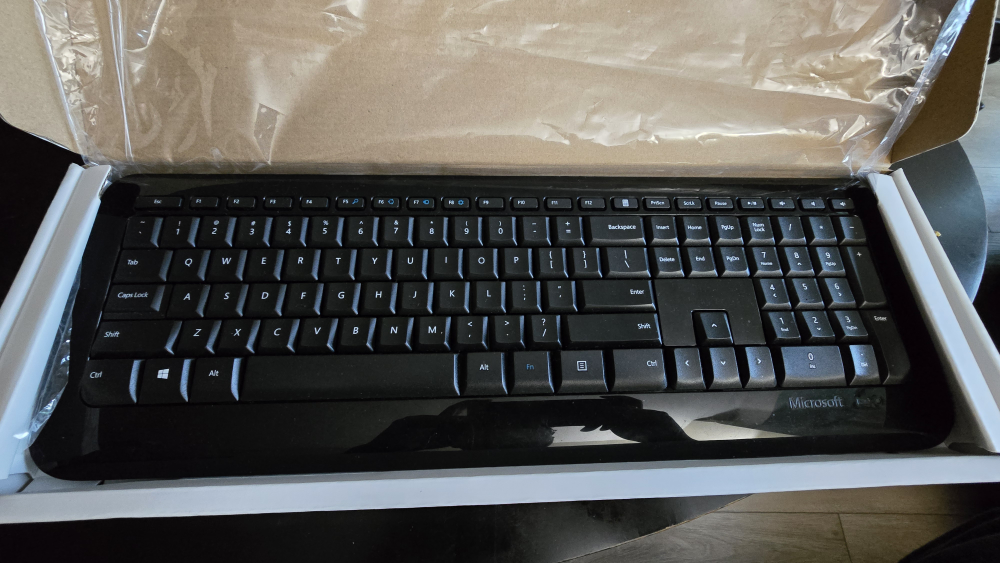microsoft wireless keyboard - photo 3