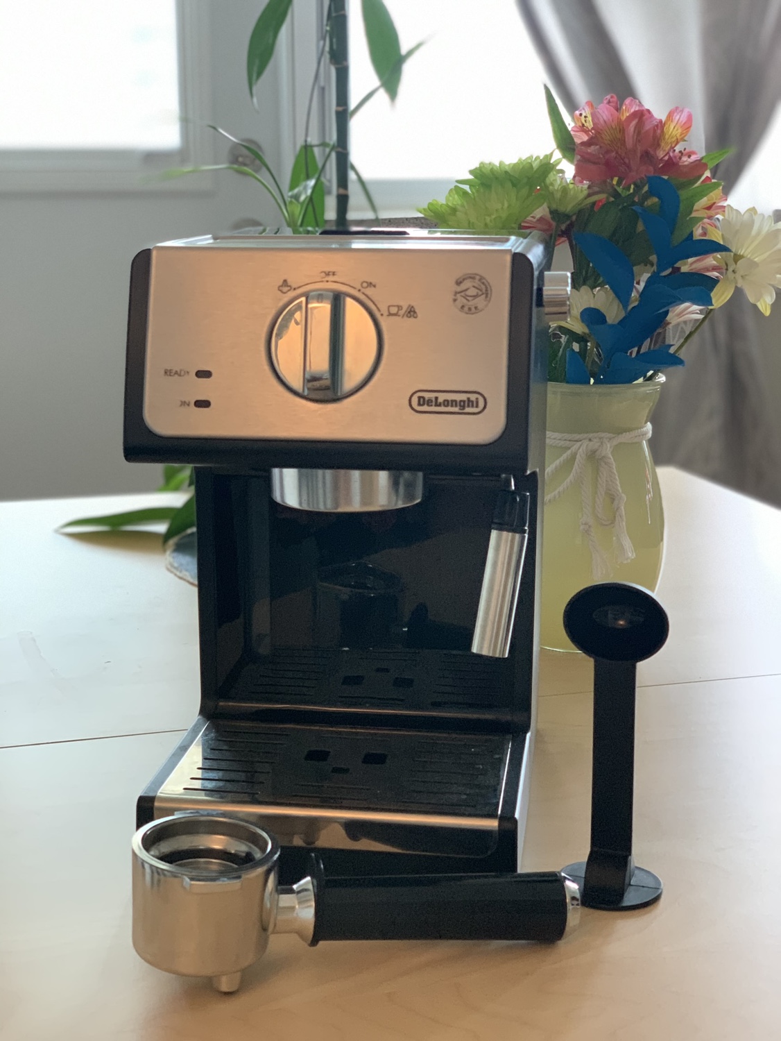 DeLongui Espresso Machine (ECP3220) - photo 2