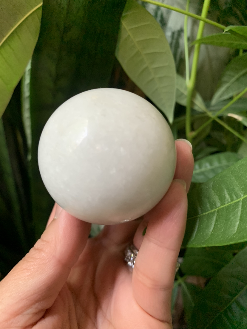 Green jade sphere (a) | crystal image indicator(3)