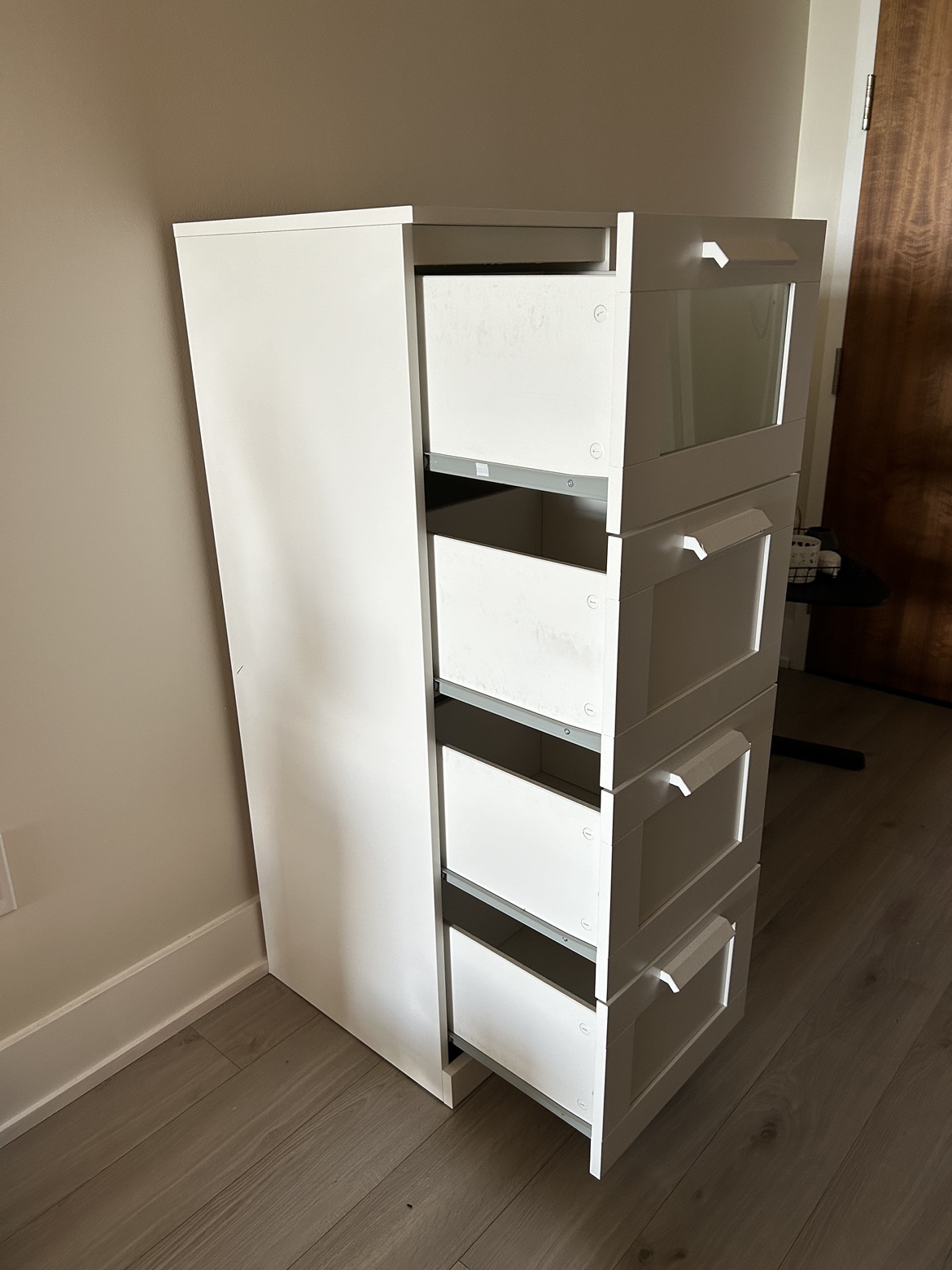 4-Drawer Chest - photo 3