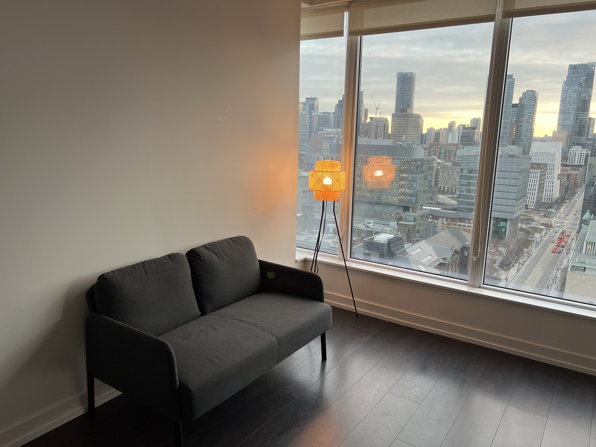 Ikea Glostad sofa - photo 3