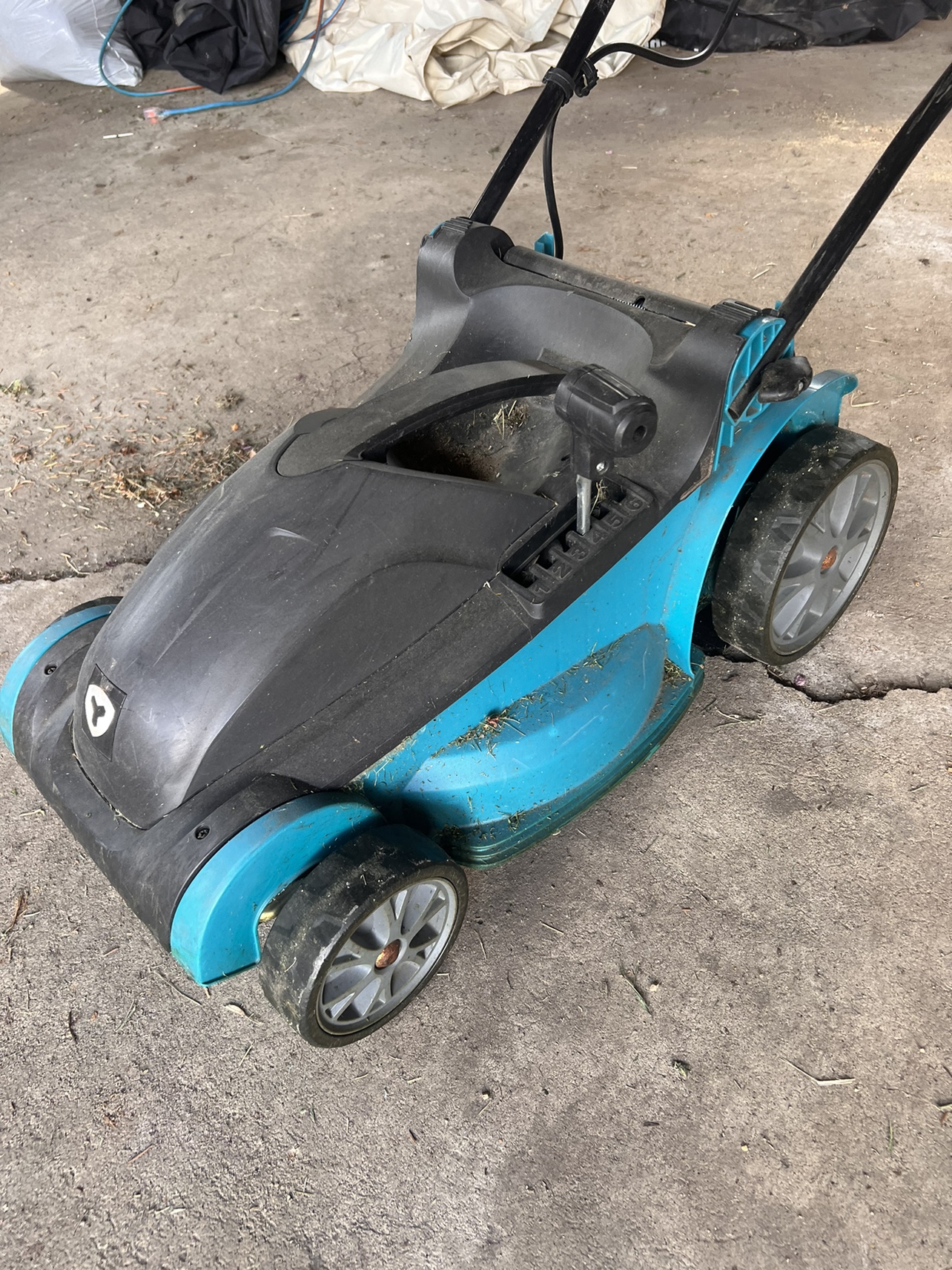 Electric Mower - photo 2