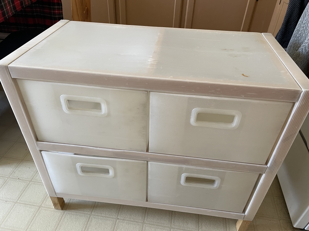 🧡 Corrugated plastic and wood 4-drawer storage