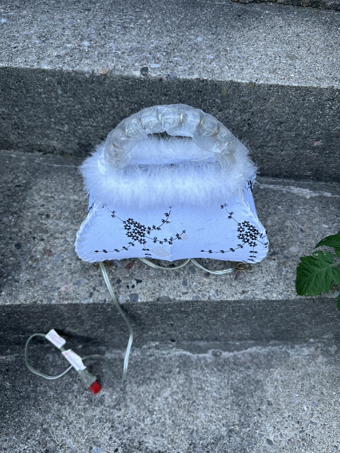 #free-cycle: bedside lamp image indicator(3)