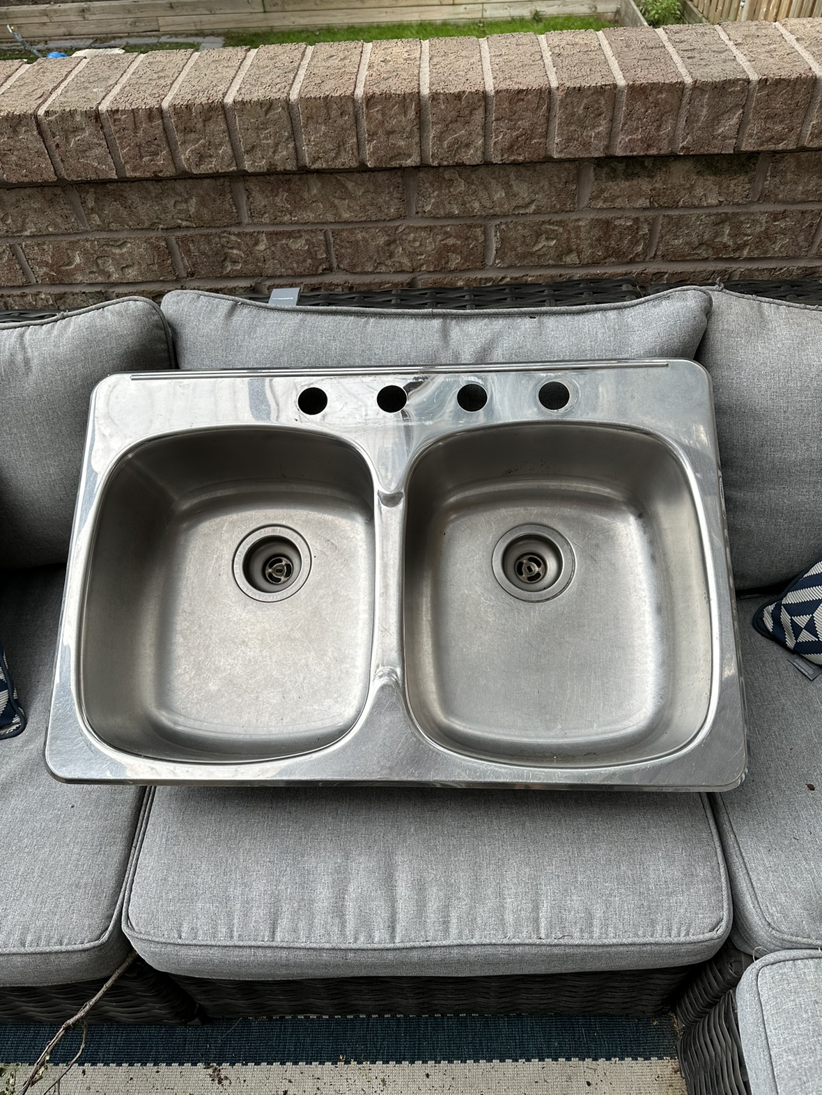 Kitchen sink 31” - drop in - stainless steel