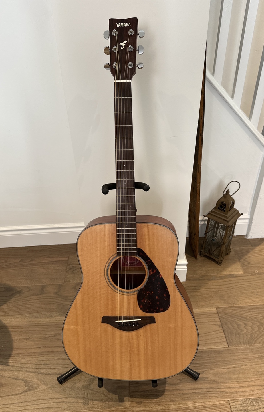 Yamaha FG700MS acoustic guitar thumbnail