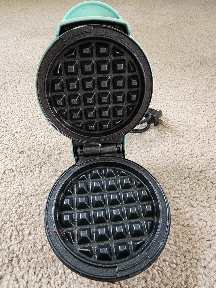 Dash mini waffle iron image indicator(2)