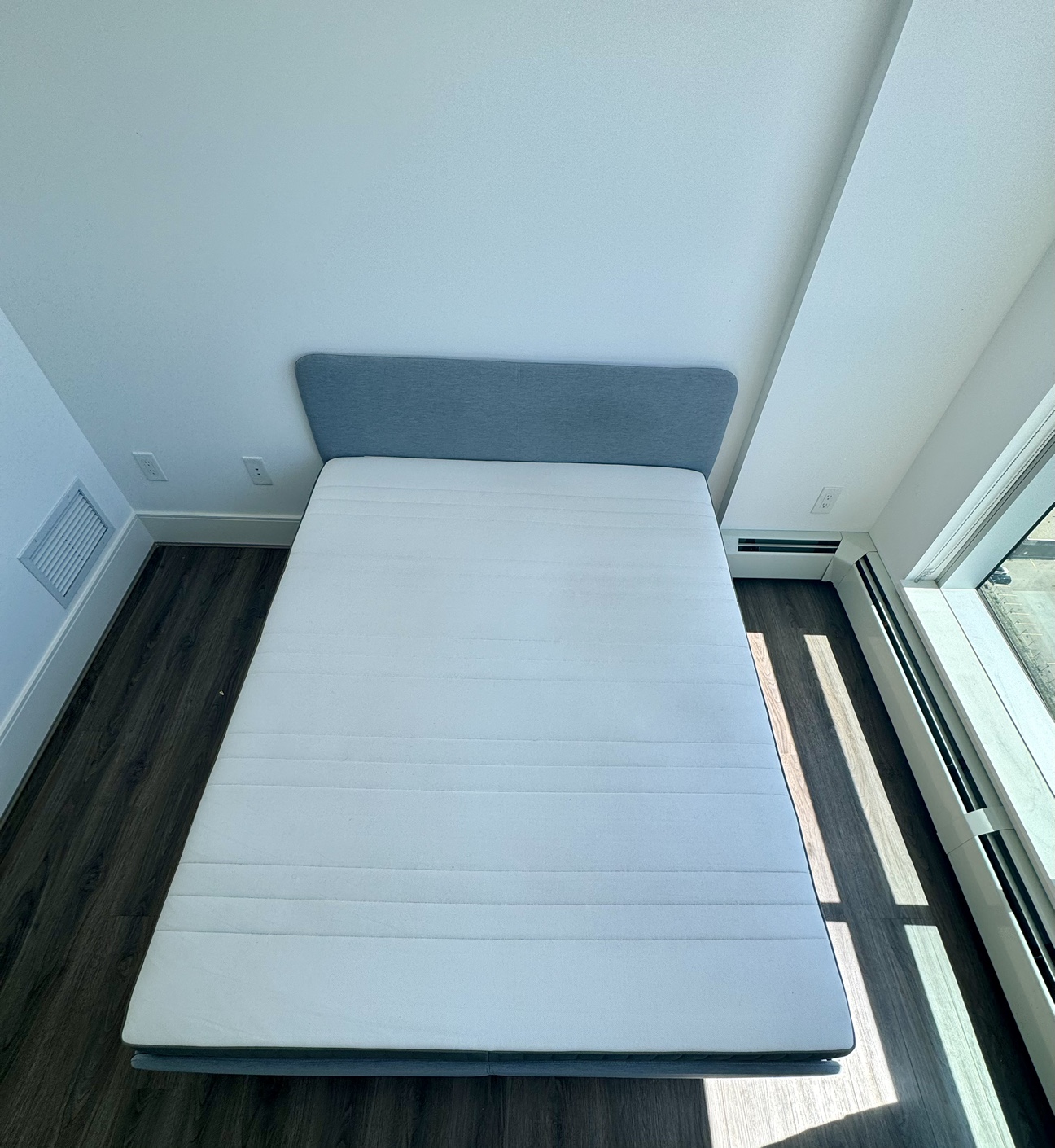 Moving out sale - IKEA Queen Bed and Mattress - 9 months - photo 4