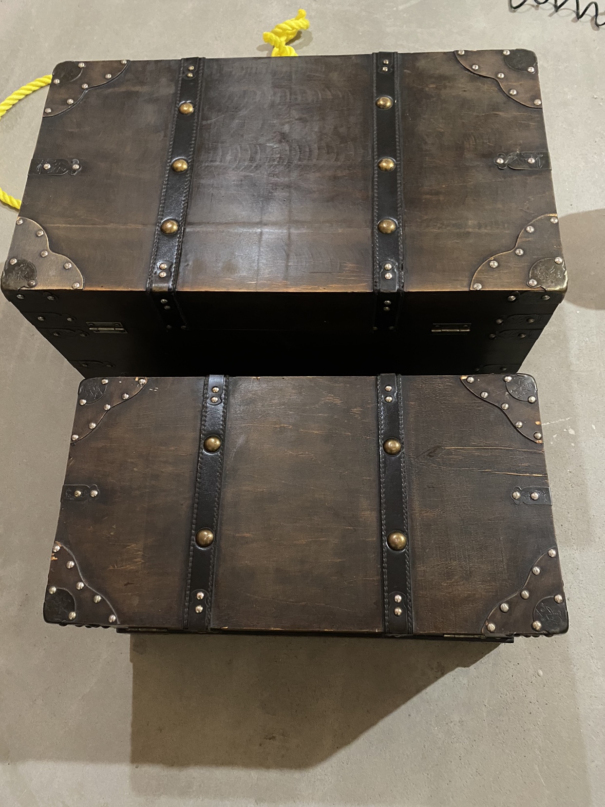 Wooden Trunk Chest Set of 2 Rustic Dark Brown Treasure Box - photo 4