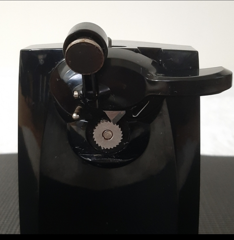 PROCTOR-SILEX EXTRA TALL CAN OPENER WITH KNIFE SHARPENER - photo 2