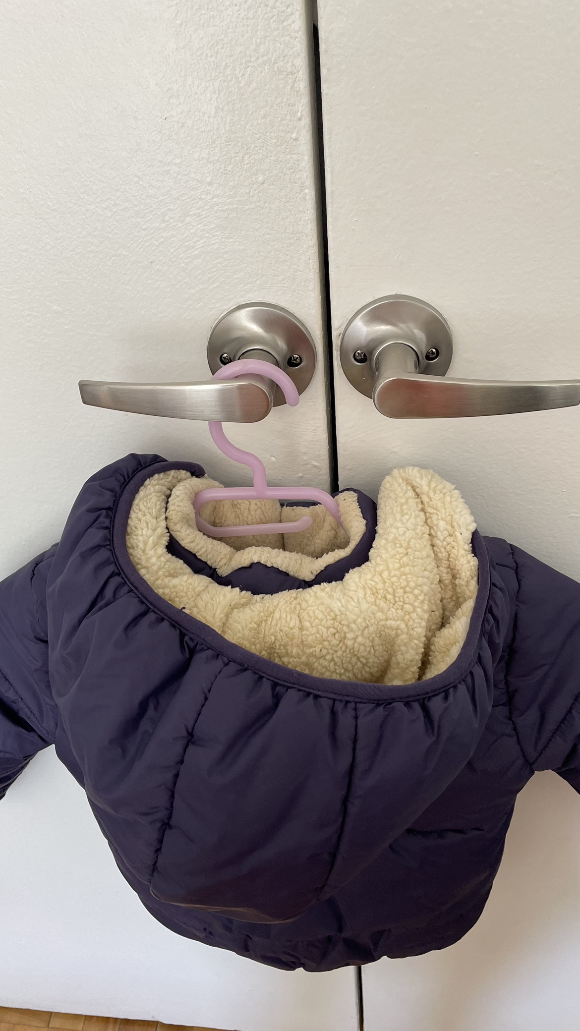 Kids 5-6 winter jacket - photo 3
