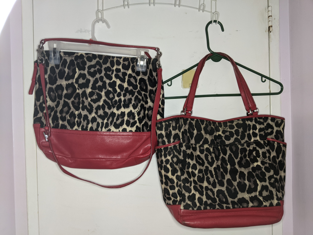 Coach Leopard Print Tote Shoulder Bag Purse Vintage Red Retro image indicator(4)