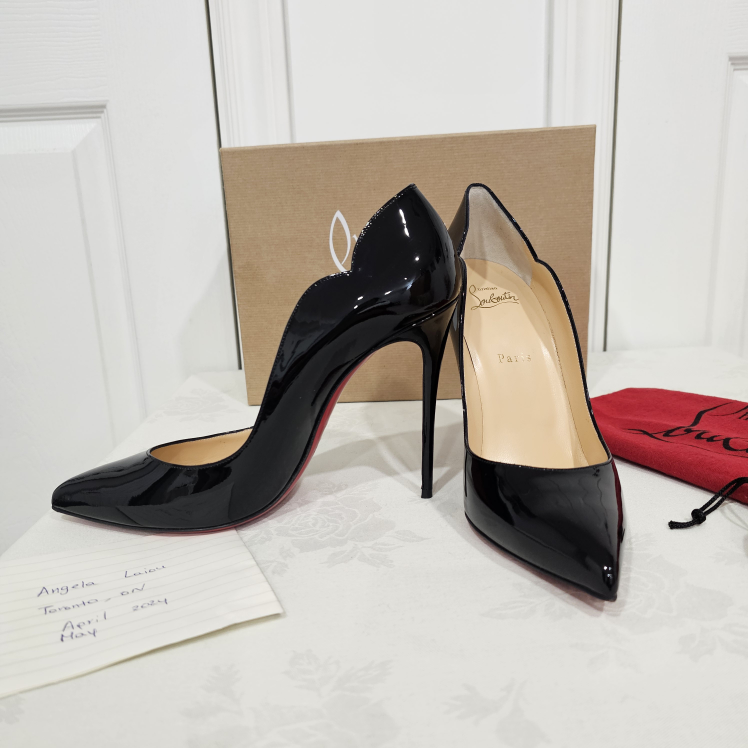 Authentic Louboutin heels image indicator(2)
