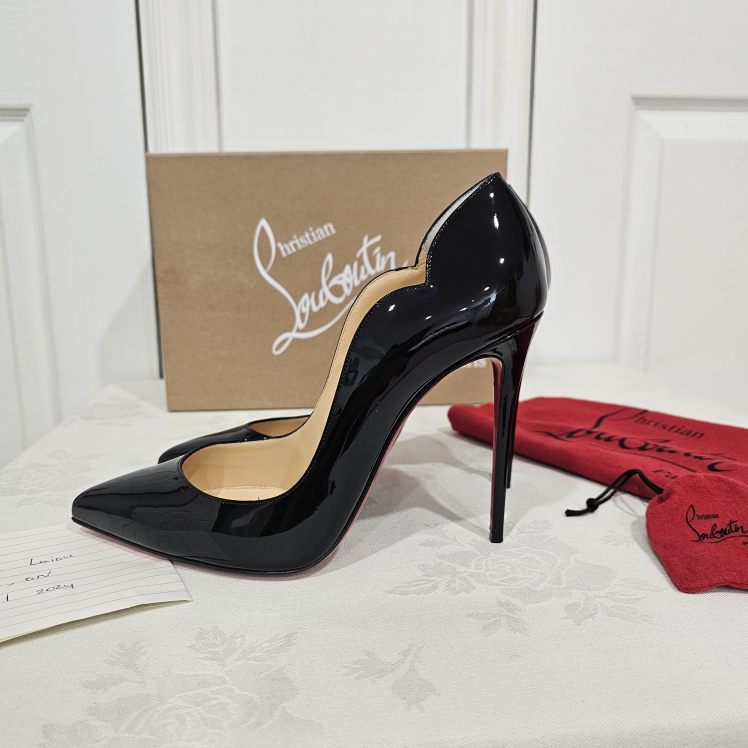 Authentic Louboutin heels image indicator(4)