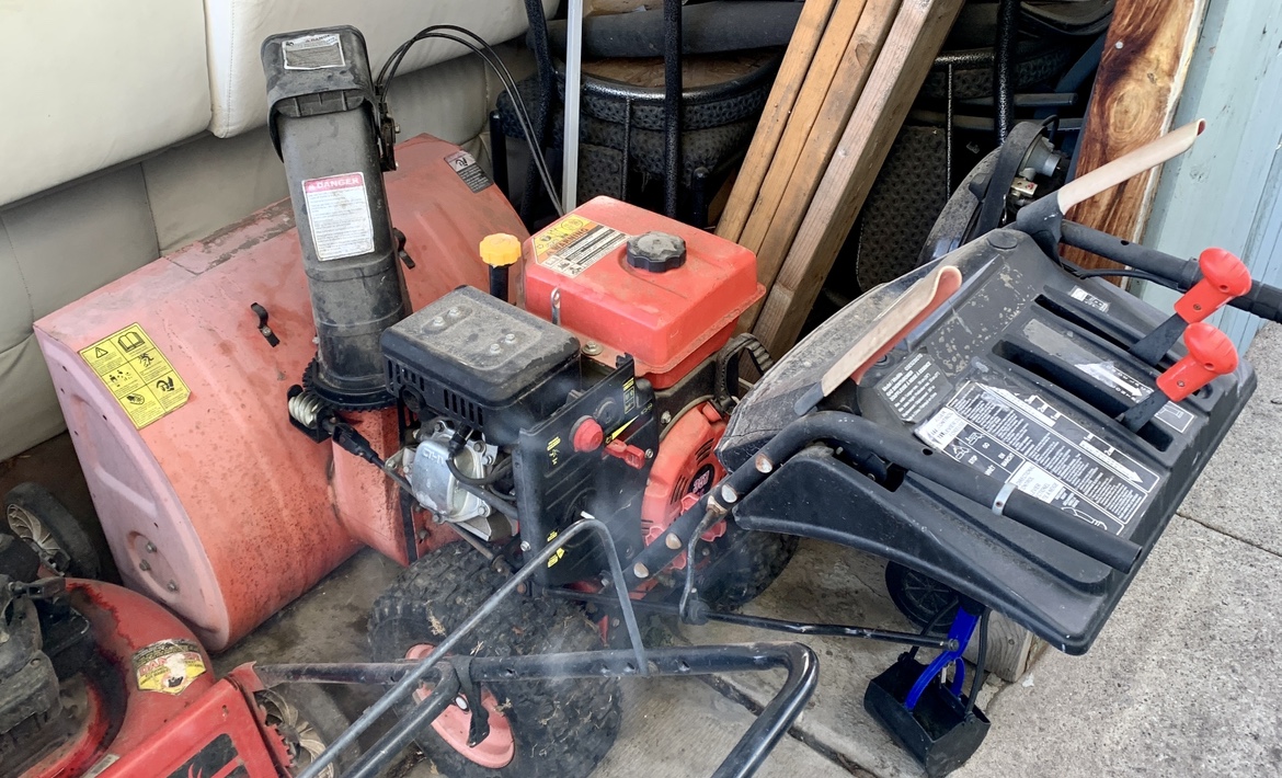 #freecycle Snowblower! Free! - photo 3