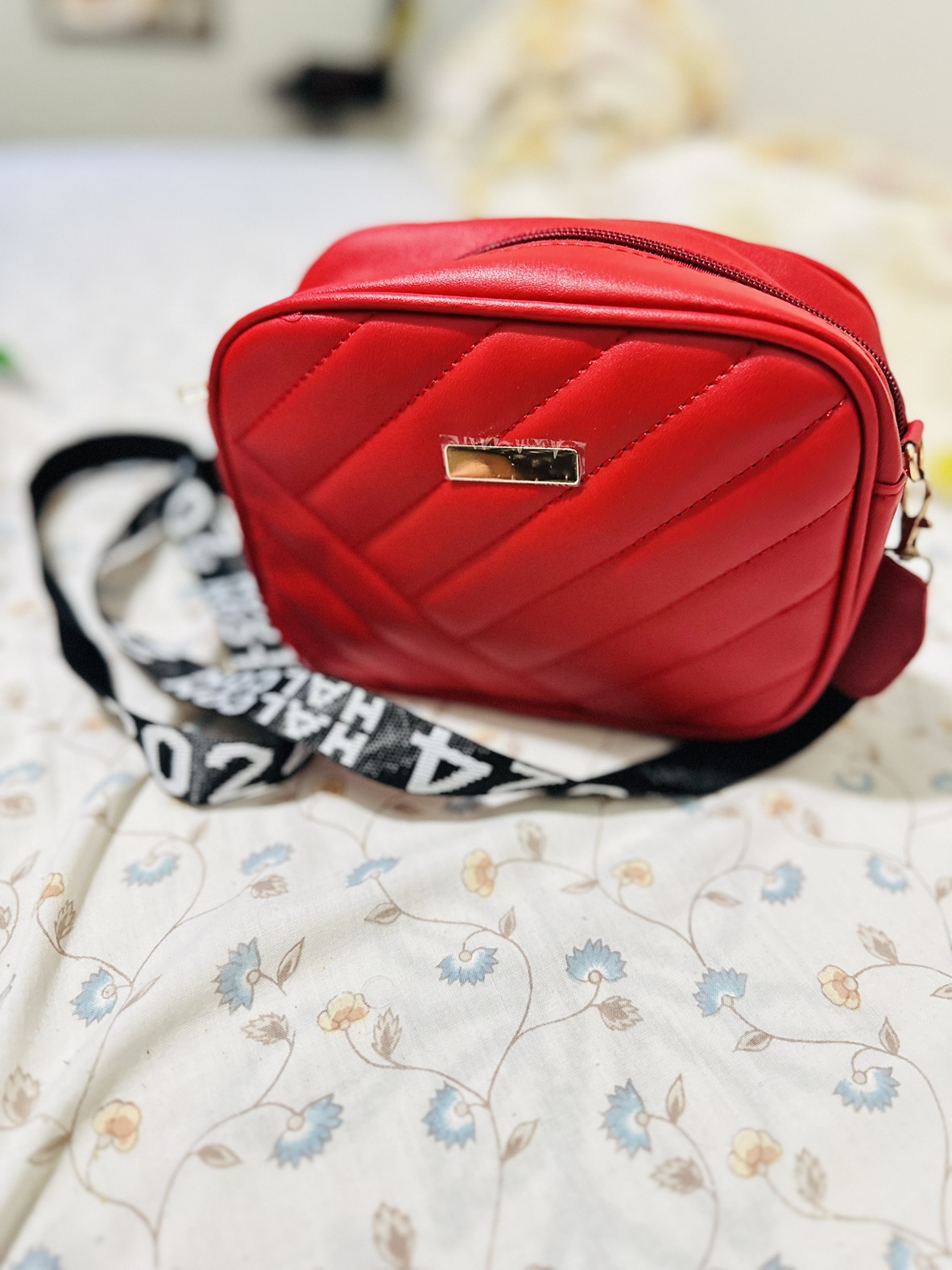 Stylish Red Sling-Bag - Only $8 - photo 4