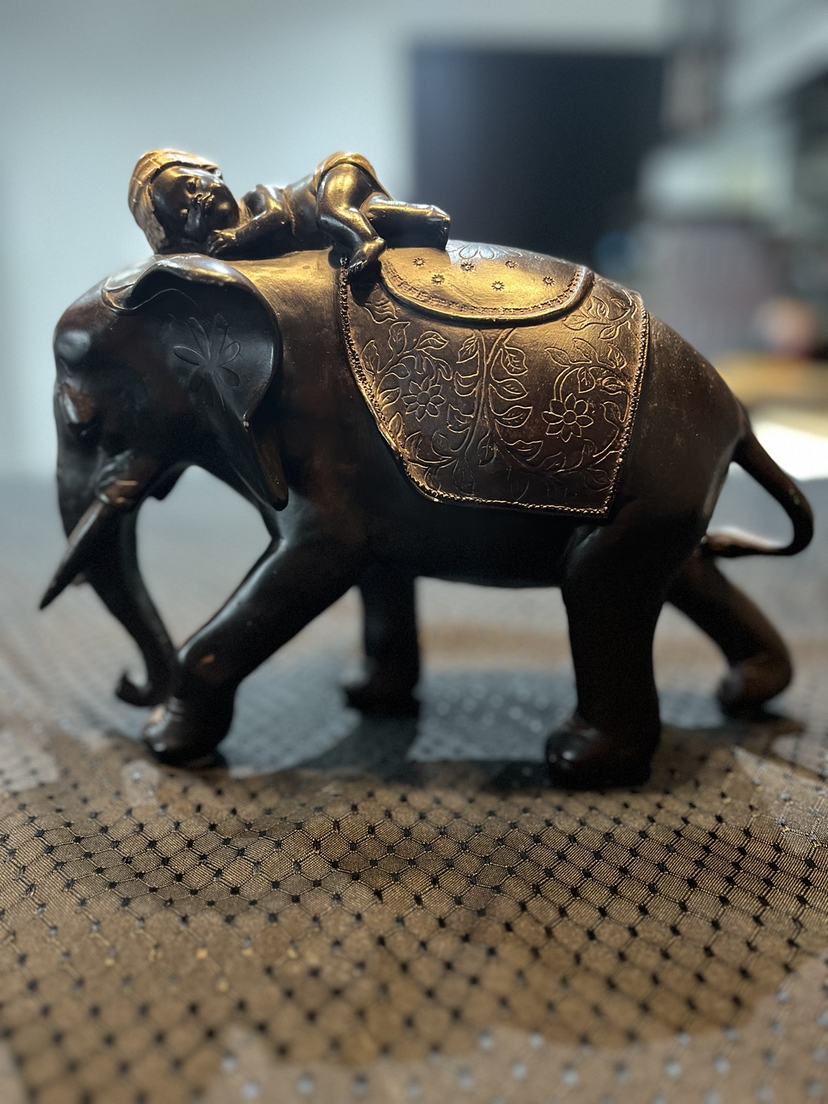 Elephant ornament thumbnail