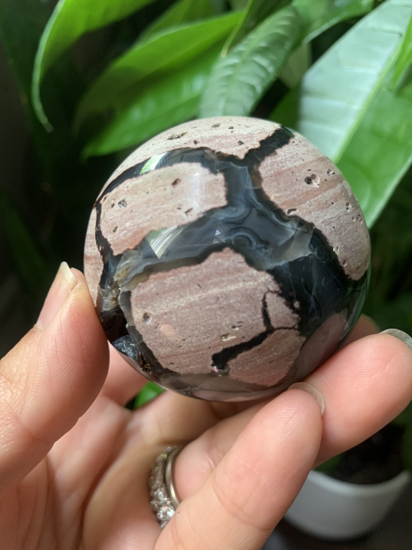 Red volcanic moss agate (UV reactive ) sphere A - crystal image indicator(3)