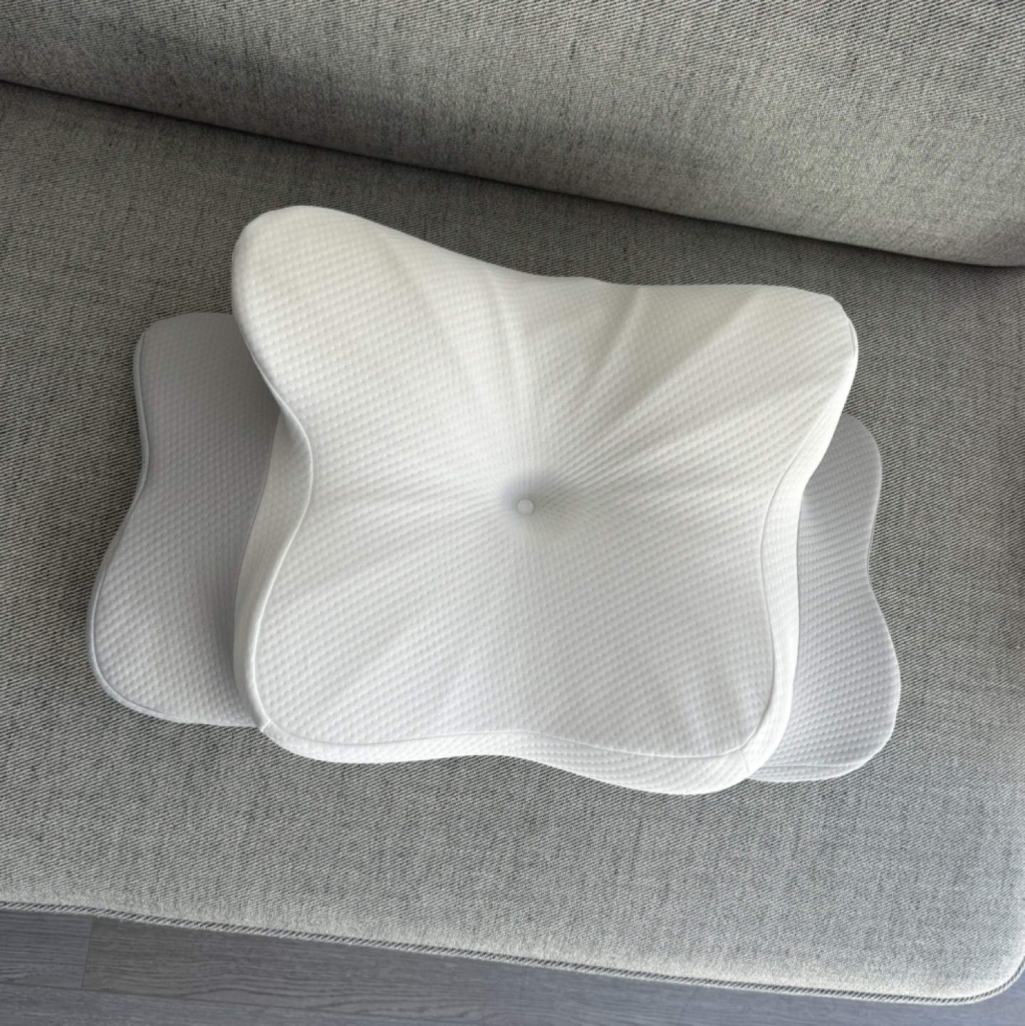 Ergonomic Memory Foam Pillow for Shoulder & Neck Pain thumbnail