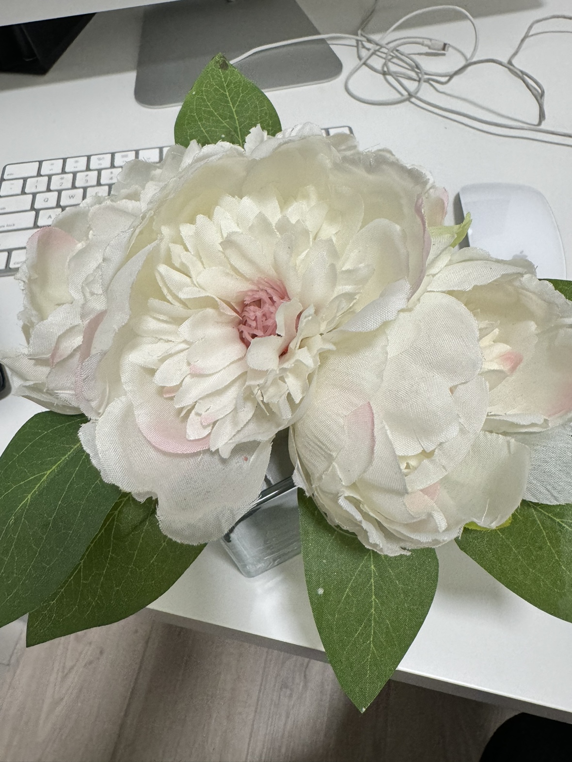 White Peonies Flower Arrangement. 🧡 image indicator(3)
