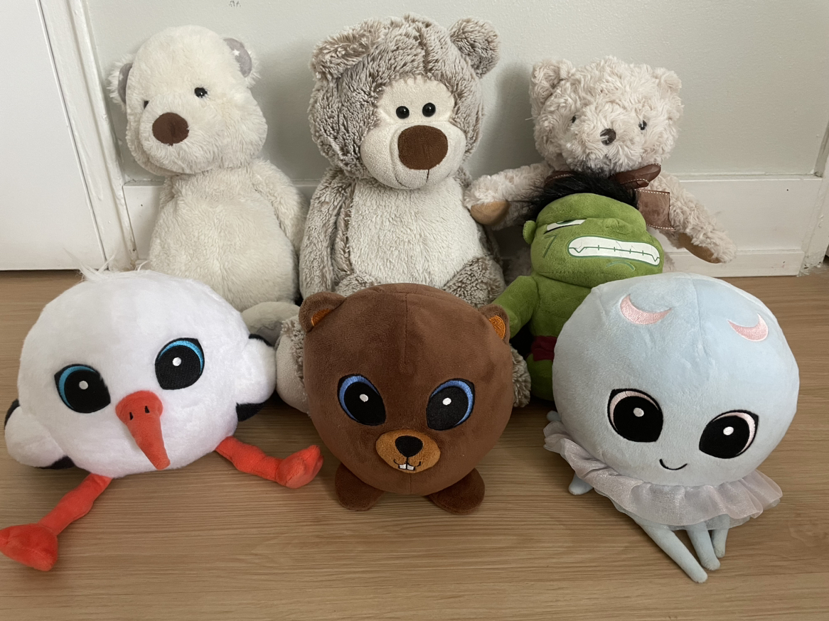 Plush toys thumbnail