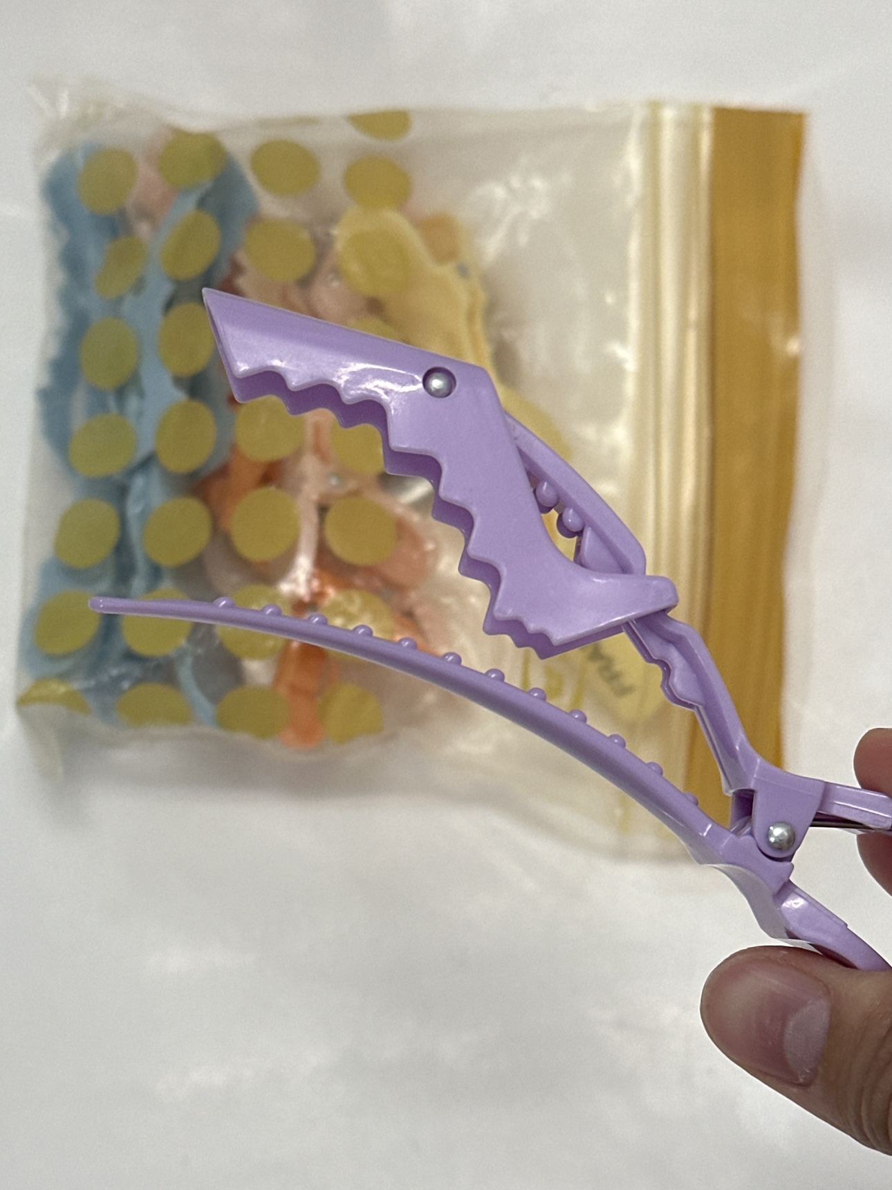 Hair clip / Holder thumbnail