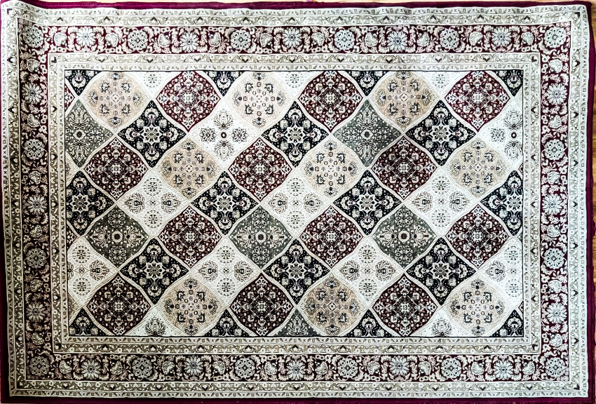 Area Rug - 5'3" x 7'6"