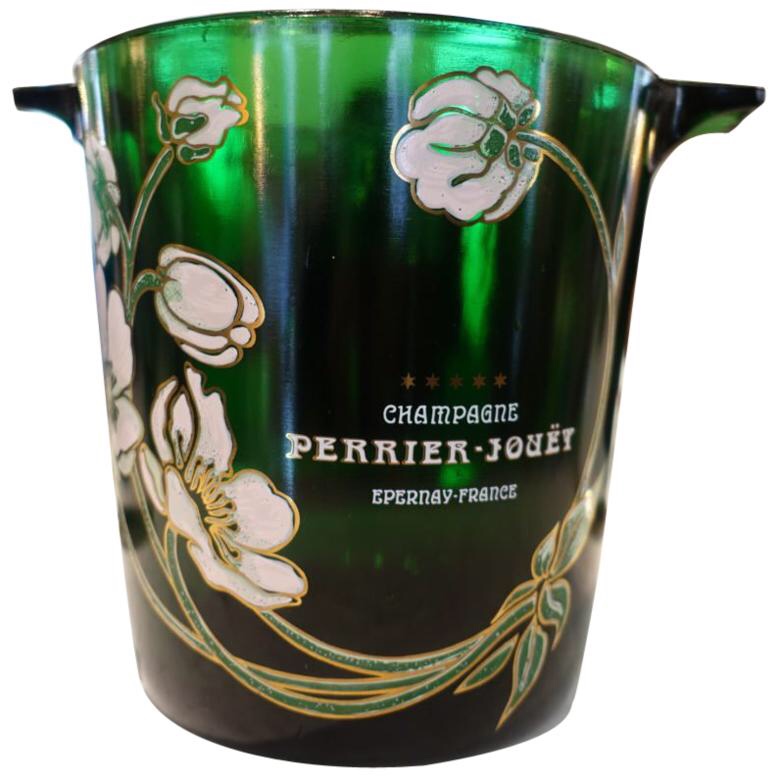 ⭐️Rare Perrier-Jouët Ice Bucket & 6 champagne flutes image indicator(2)
