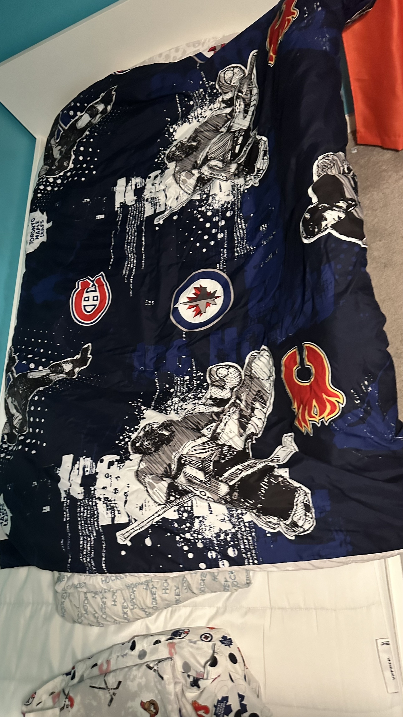 Hockey bedding - twin