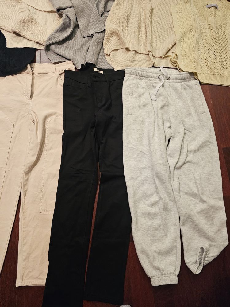 Women's pants and knits 12pcs (most NEW) - photo 2