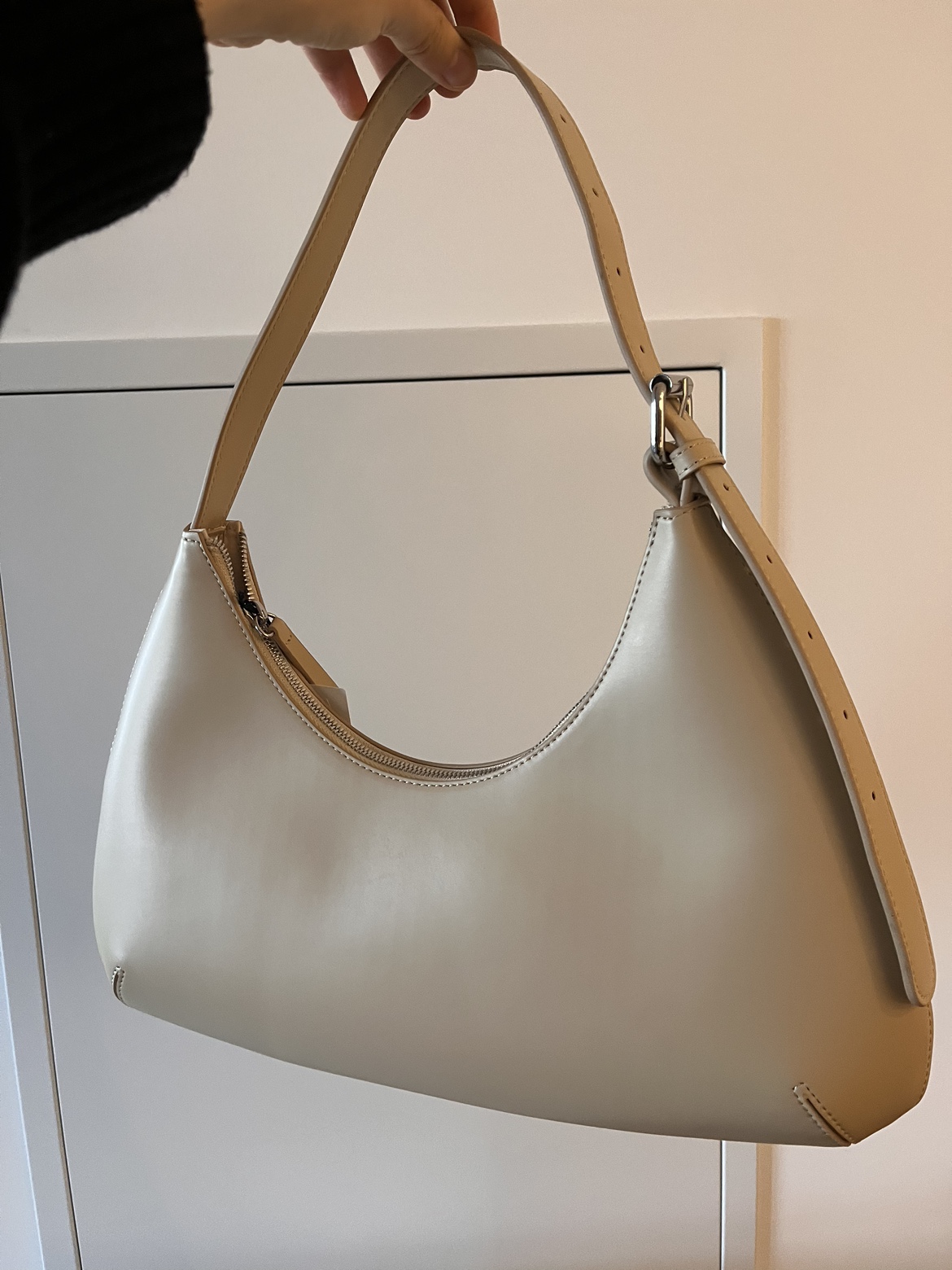 NEW Oak + Fort hand bag — never been used image indicator(2)