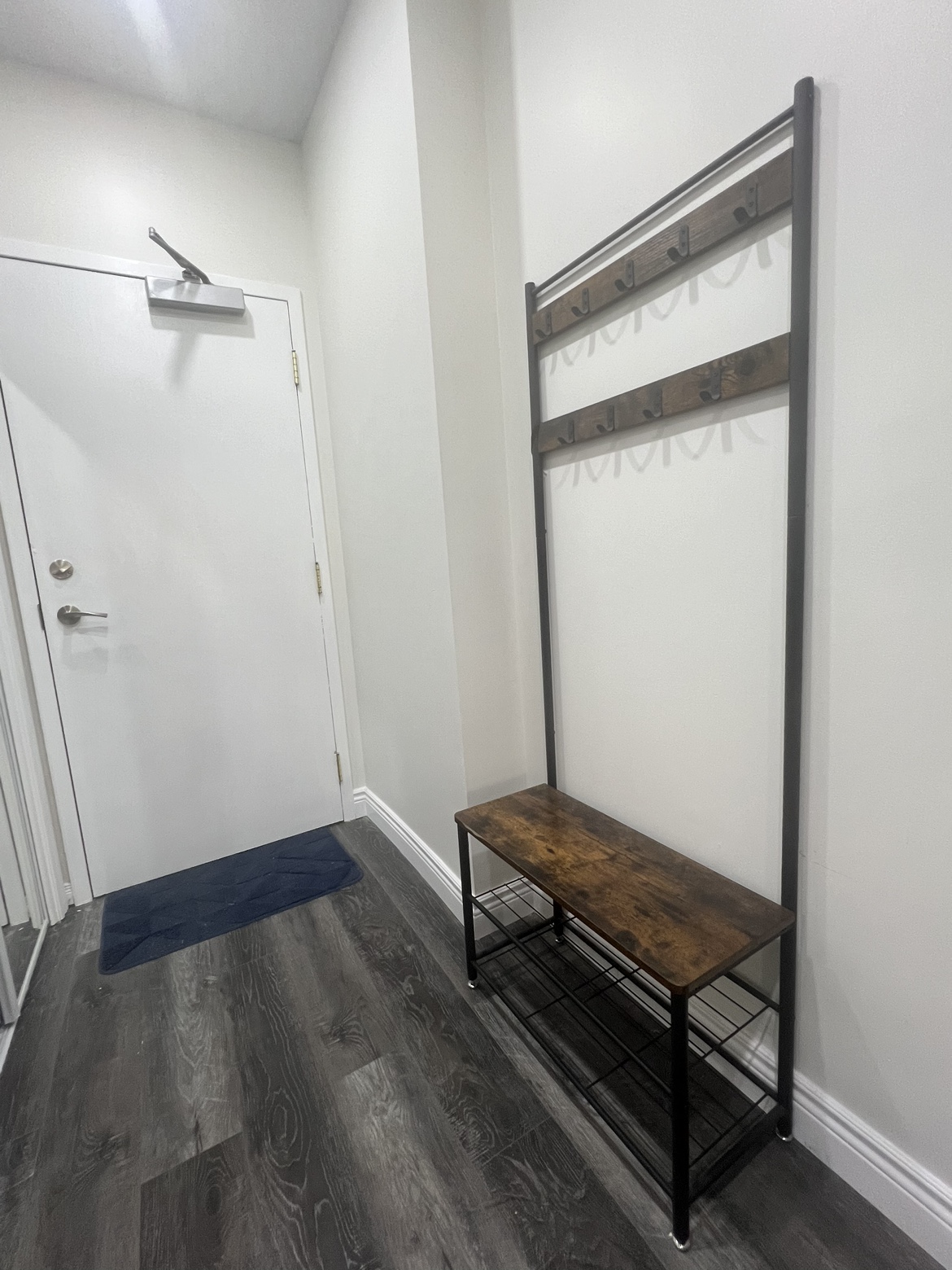 Coat hanger with show rack - photo 2
