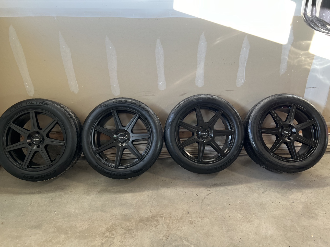 20” ENVY Wheels with COOPER CS5 Touring Tires