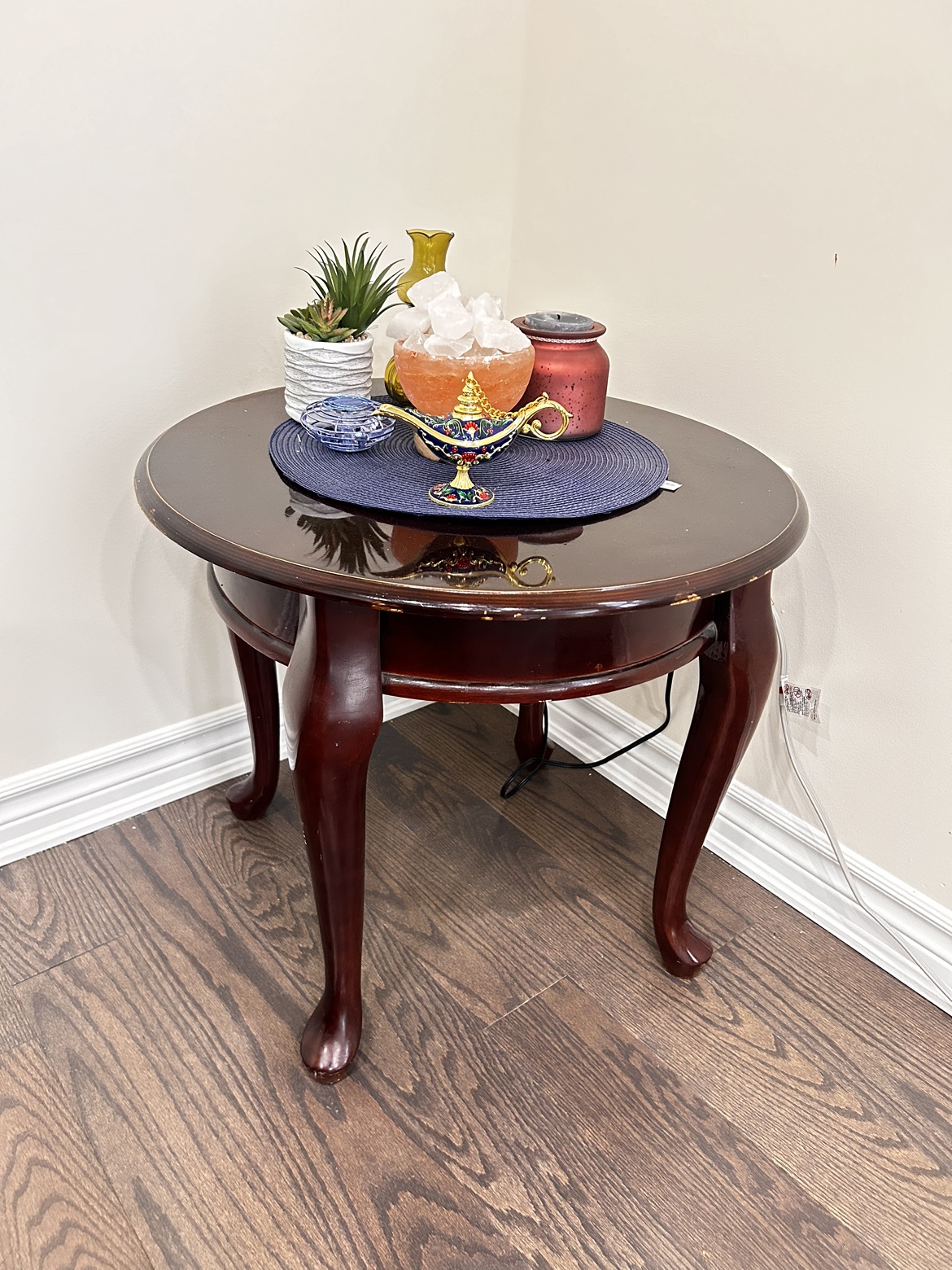 Coffee table set of 2