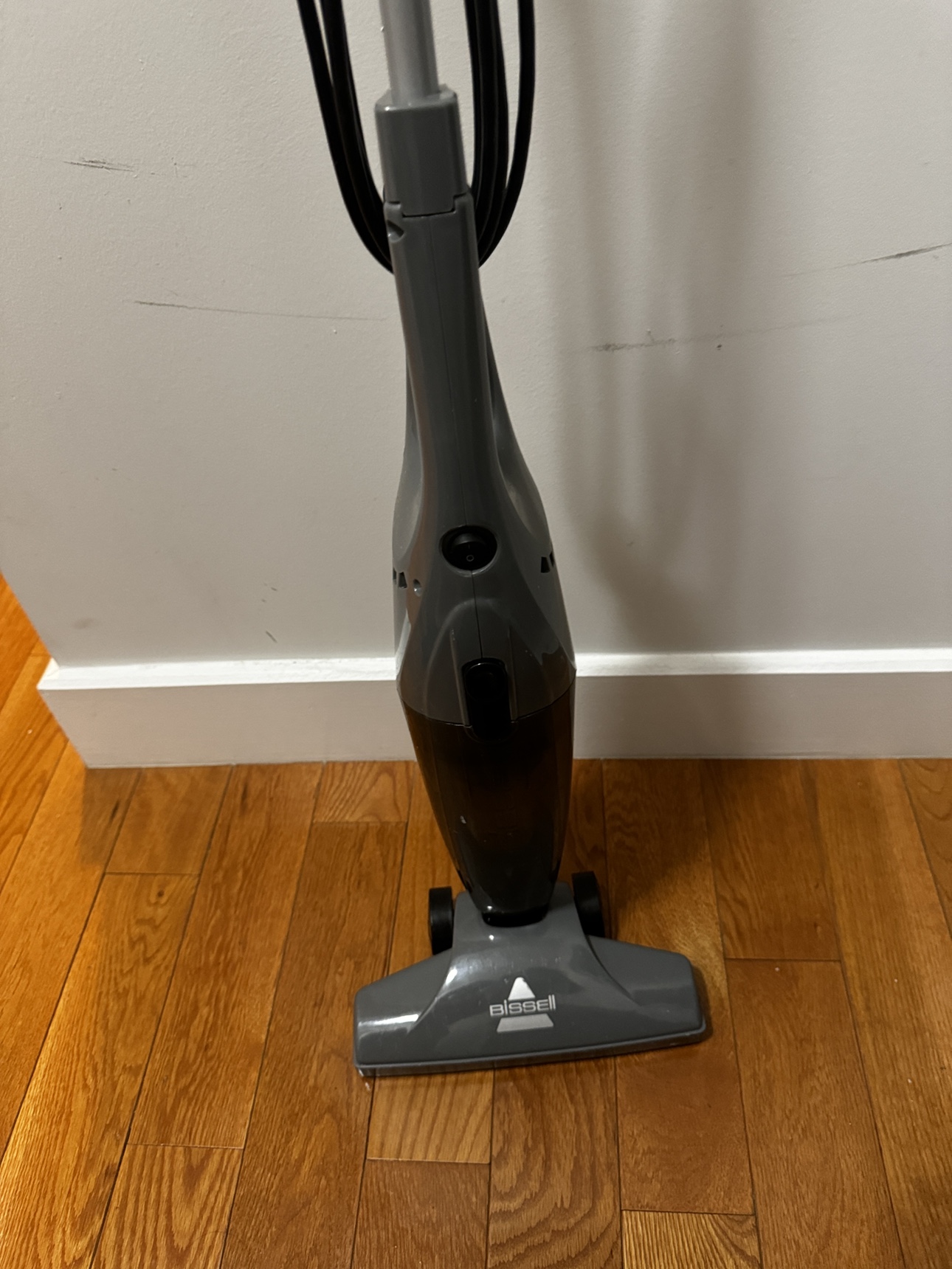 Vacuum cleaner - photo 2