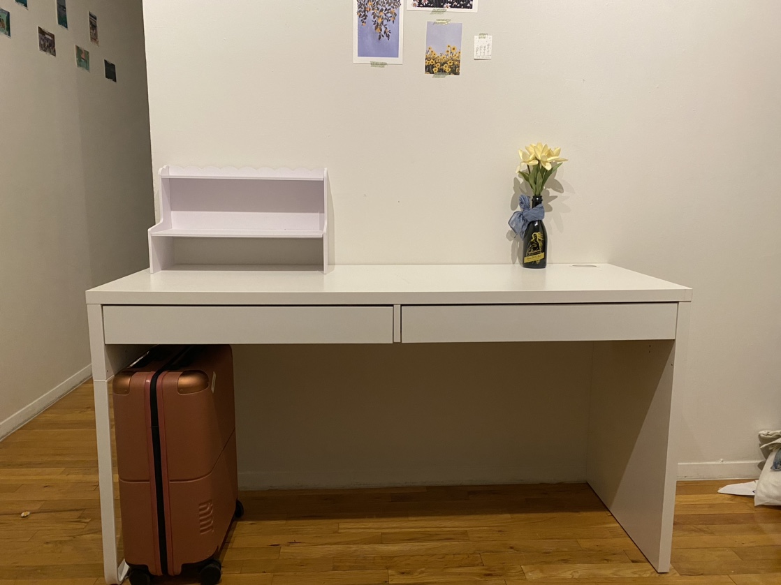 White Ikea Desk